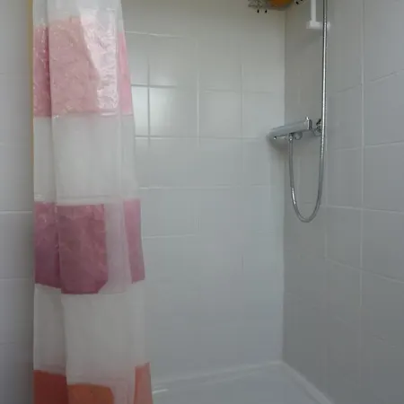 Etage Privatif Appartement Tarbes Buitenkant foto